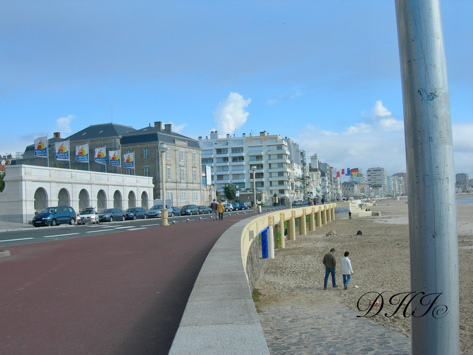 Images - 165 sur 14225
