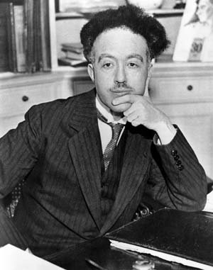 LouisdeBroglie1892