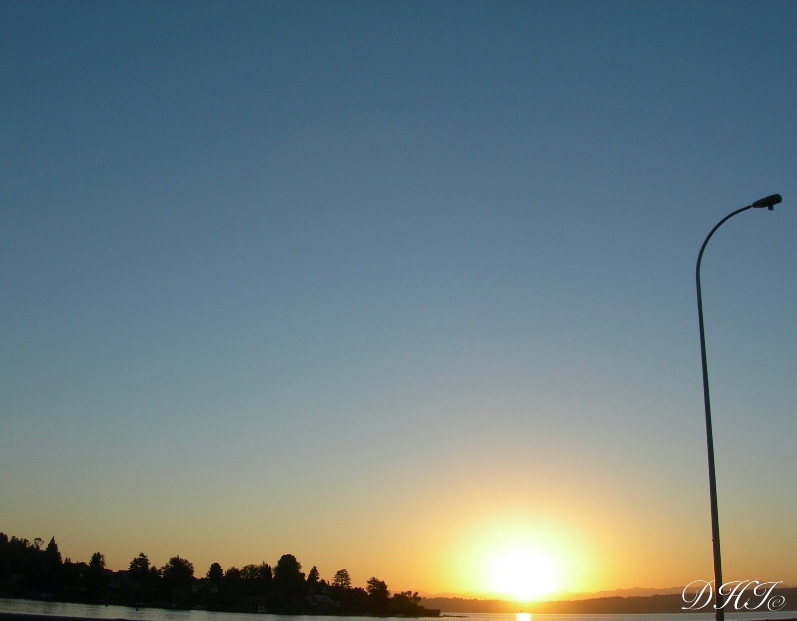 Images - 647 sur 14225